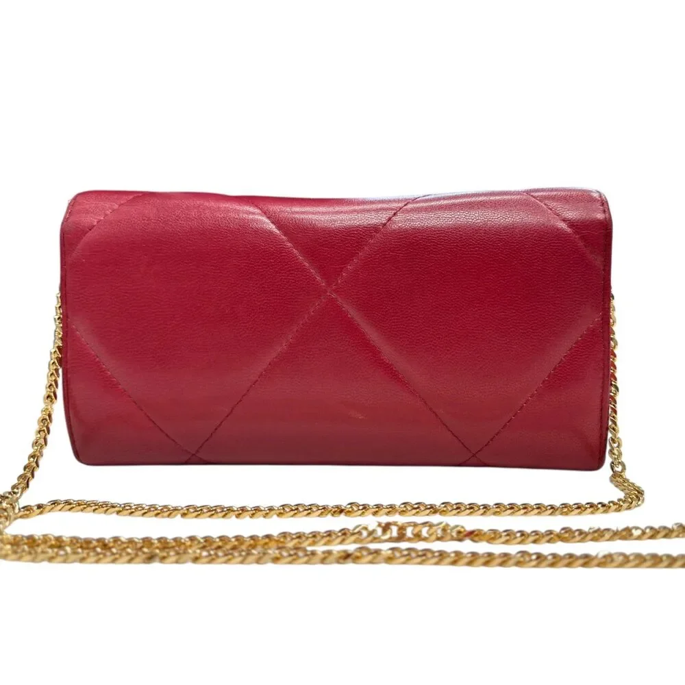 CHANEL 19 Red Goatskin Large Quilt Long Flap Wallet - Picture 4 of 8